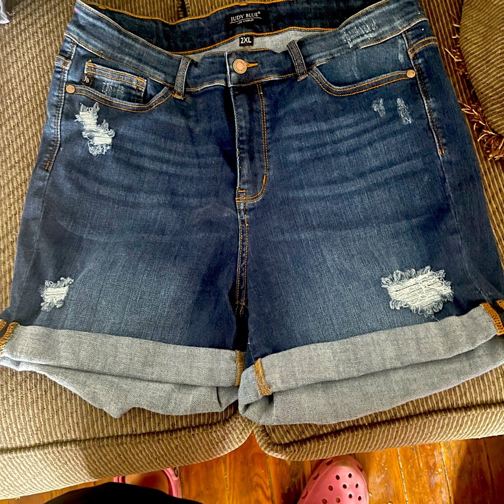 Almost new Judy blue shorts